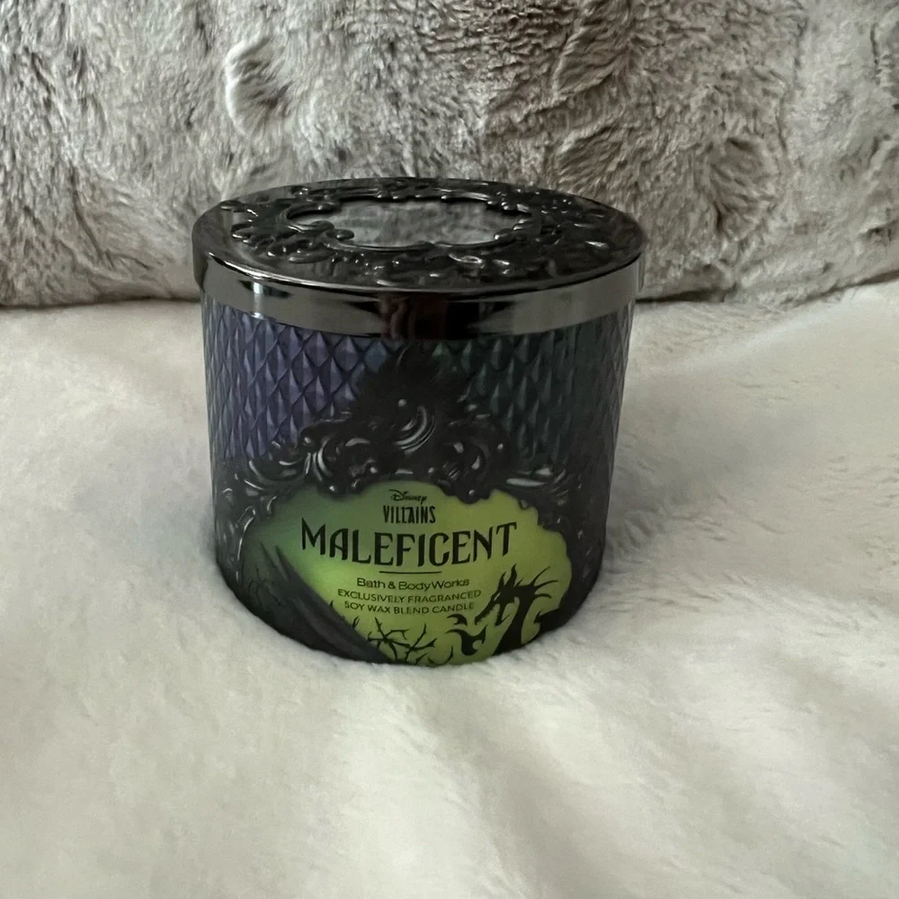 Bath & Body Works Maleficent Candle NEW - Picture 1 of 8